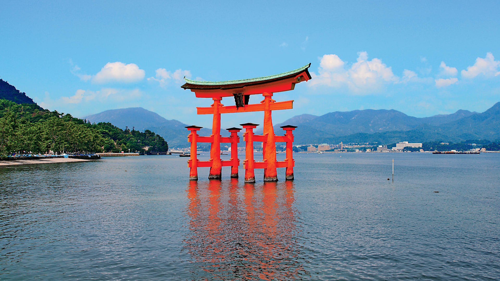Head to one of the most scenic spots in Japan, Miyagima, for a look at the vermilion Itsukushima Shrine that appears to float in the sea.