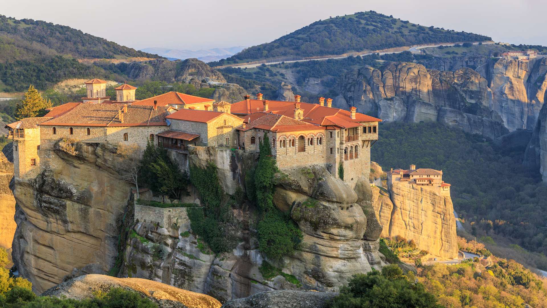 Dive deeper with Cruise Tours offering you the best of land and sea — everything from Meteora in Greece to Lake Como in Italy and beyond.