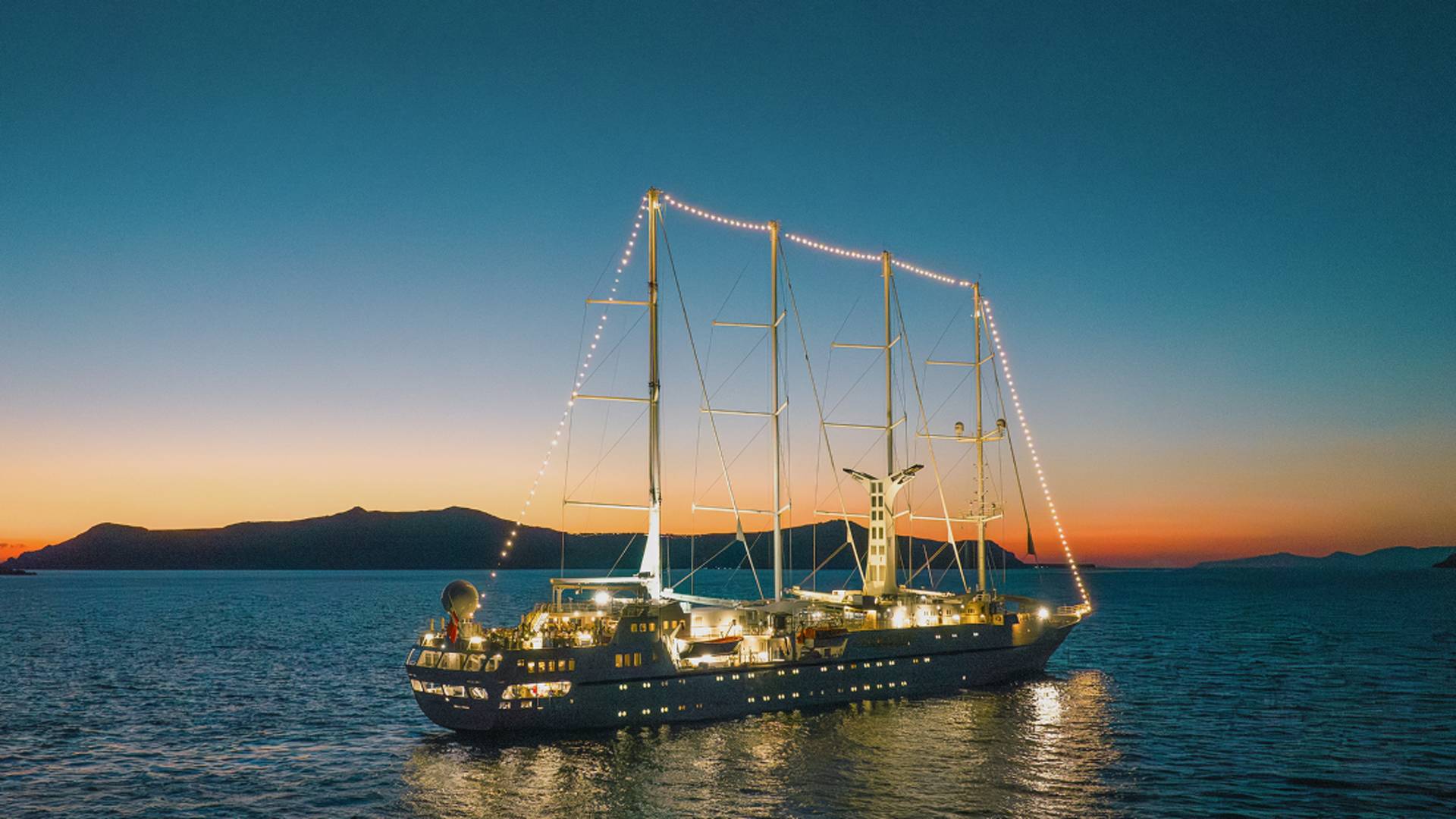 HOLIDAY SAILINGS
