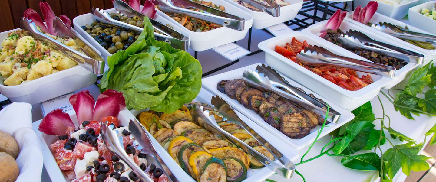 Signature on Board Barbecue