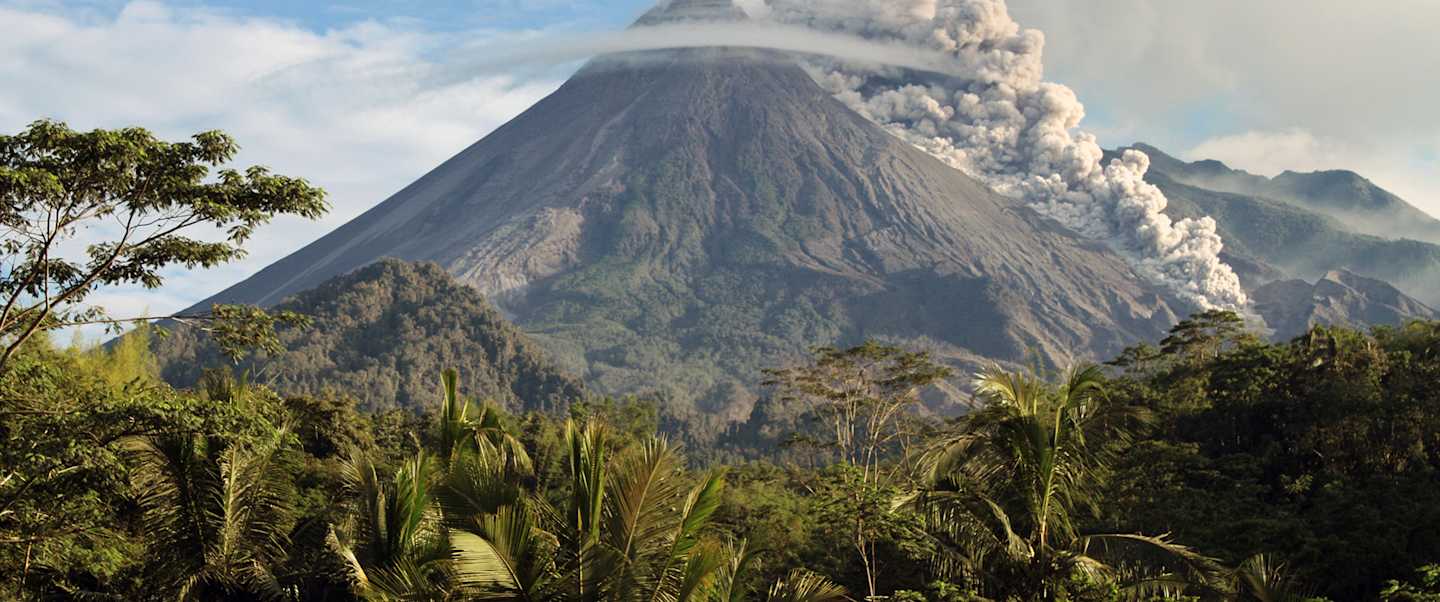 Monteverde Cloud Forest & Arenal Volcano Cruise Tour